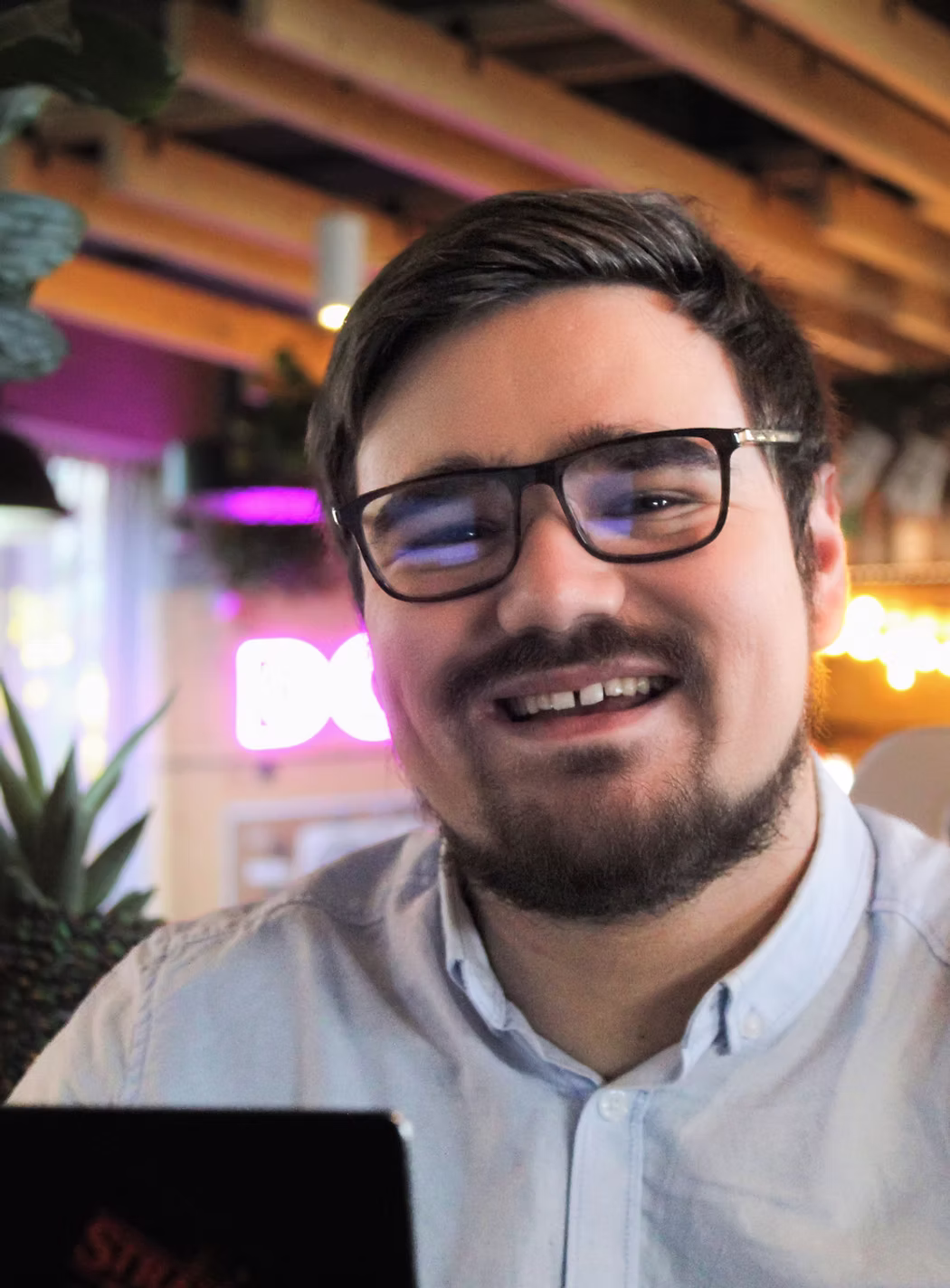 Cyril, consultant en communication et réseaux sociaux